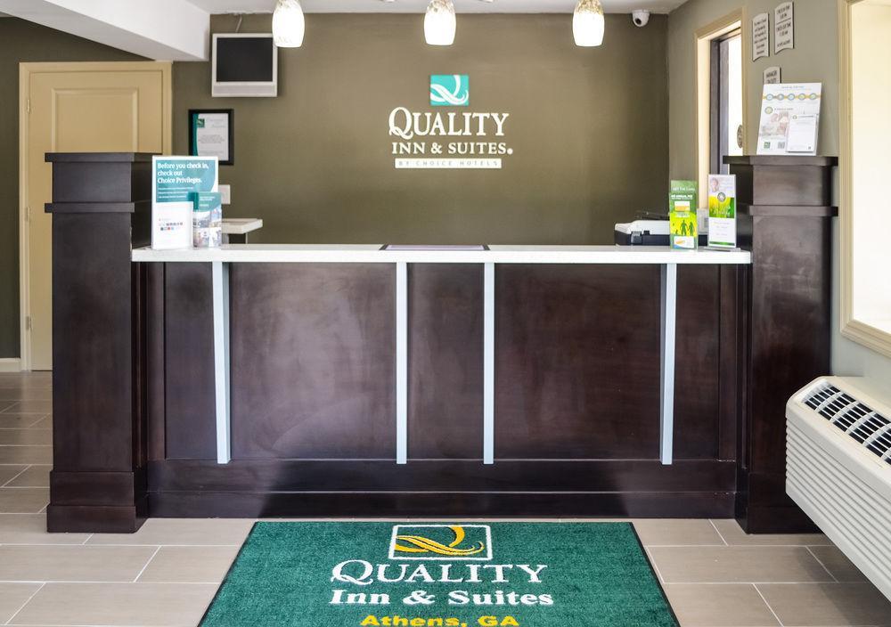 Quality Inn & Suites Athens University Area Exterior photo